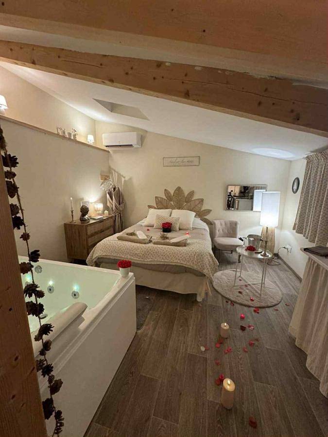 Appartement entier, One-Bedroom Apartment in Beaune, Région de Beaune