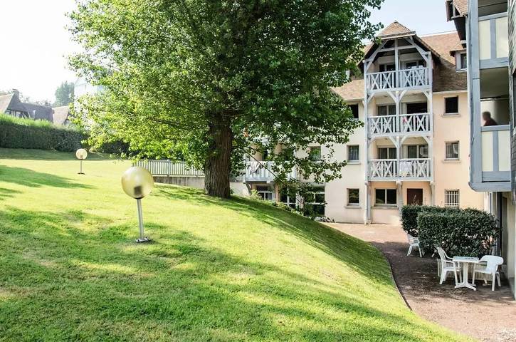 Studio entier, Studio 4 Personnes Confort in Trouville-sur-Mer, Région de Lisieux
