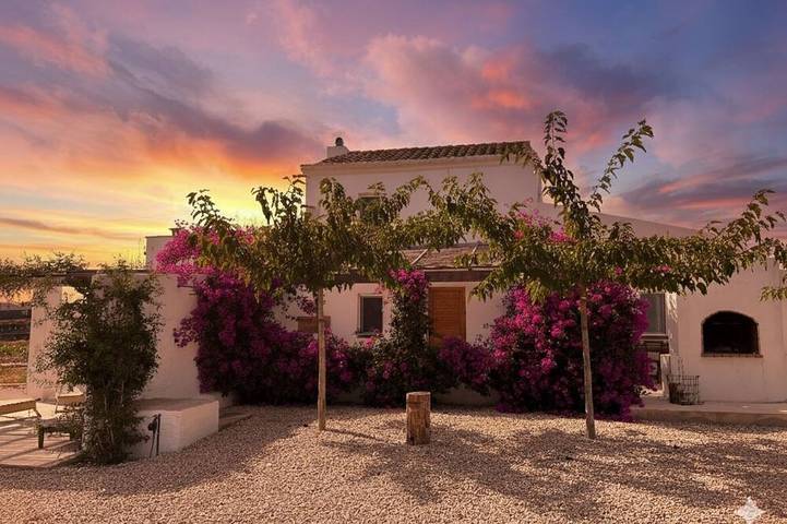 Agriturismo für 8 Personen, mit Garten