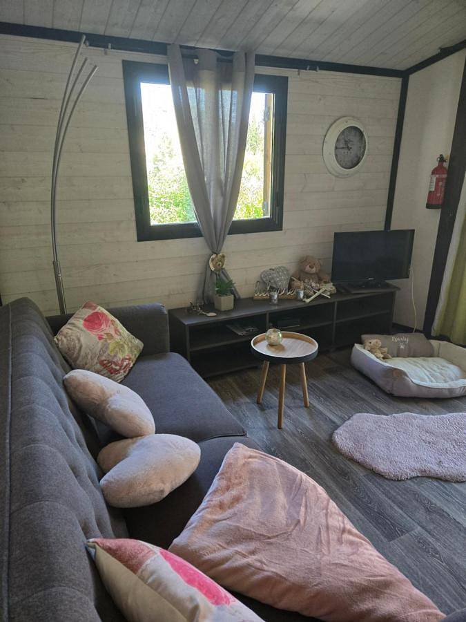 Two-Bedroom Chalet in Solliès-Toucas, Côte méditerranéenne (France)