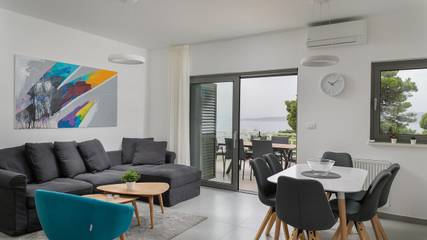 Appartement voor 6 Personen in Brela, Kroatische Adriatische Zee, Afbeelding 1