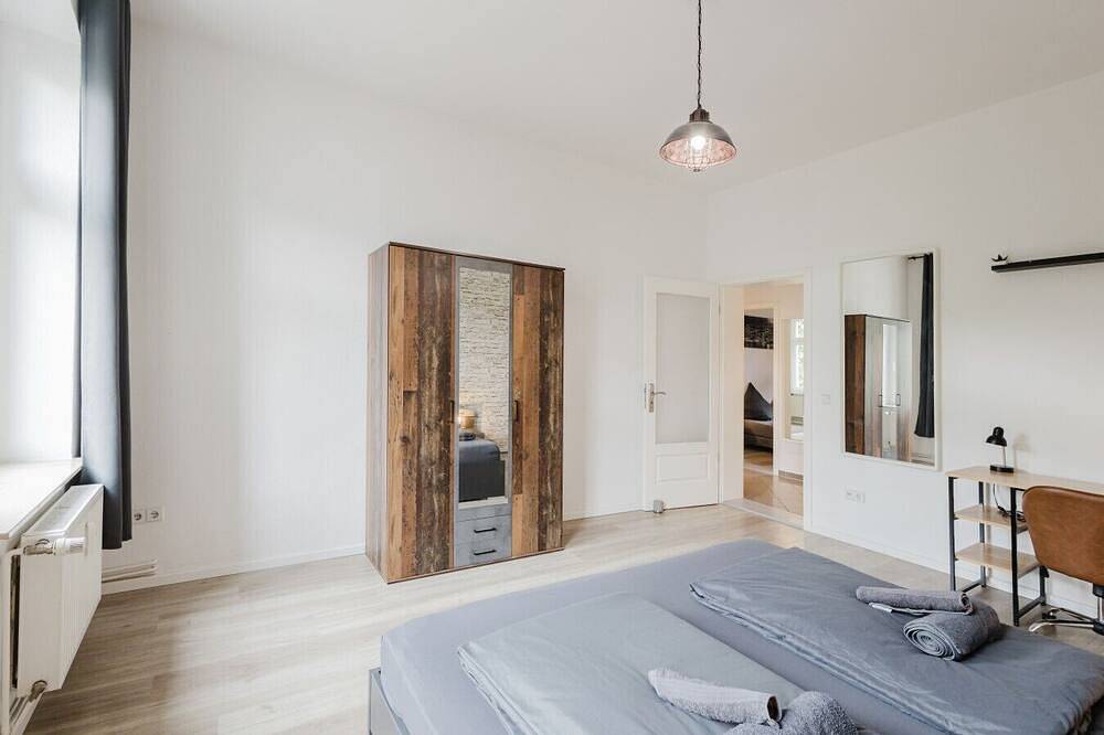 Entire apartment, Vintage Apartment Bauhaus| 2 Bed Rooms| Netflix in Dessau, Dessau-Wörlitz Gartenreich