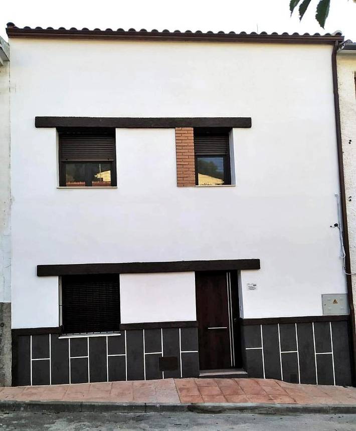 Casa rural para 16 personas, con piscina además de vistas y terraza en Siles - 2