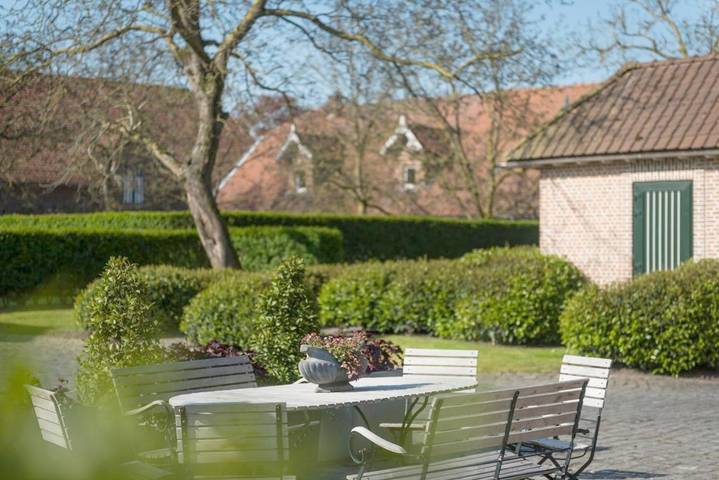 Hôtel pour 2 personnes, avec Jacuzzi et Terrasse ainsi que Jardin et Sauna à Londerzeel
