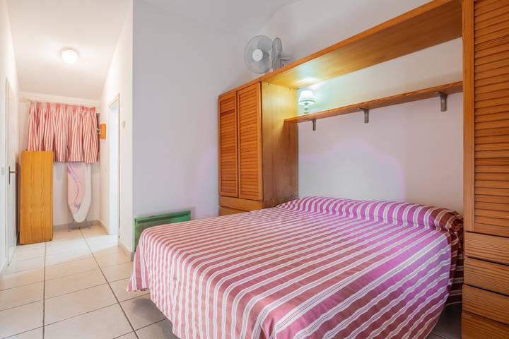 Entire apartment, Apartment 'La Capannuccia B' with Shared Garden, Wi-Fi, and Air Conditioning in Al Cartello, Orbetello