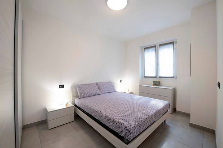 Apartamento inteiro, Appartamento 6 Il Tornante com vista para o lago e para a montanha, Wi-Fi, A/C e varanda in Nesso, Município de Nesso