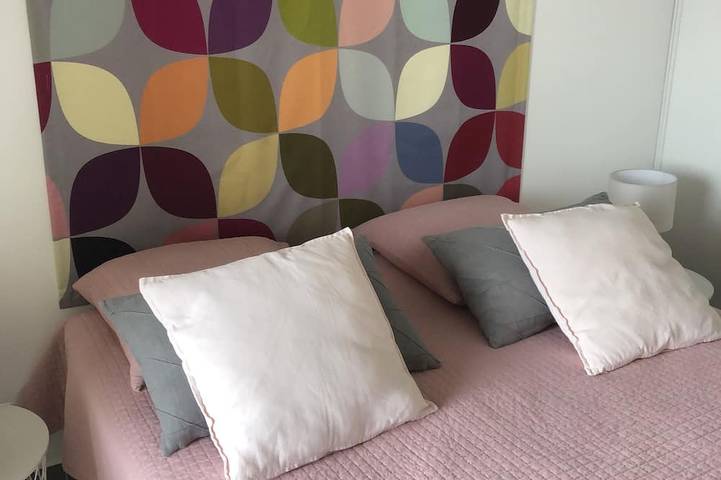 Ganze Wohnung, Neue Wohnung, schöne Ausstattung entlang des Rhône-Kanals in Sète in Aigues-Mortes, Côte d'Améthyste