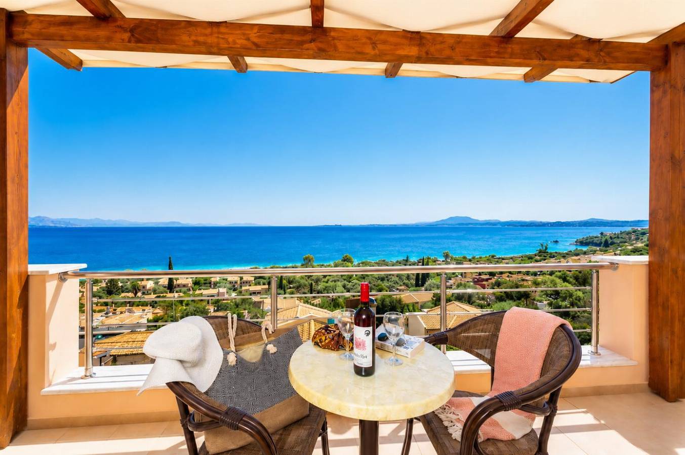 Villa pour 6 personnes avec terrasse in Mparmpati, Corfou