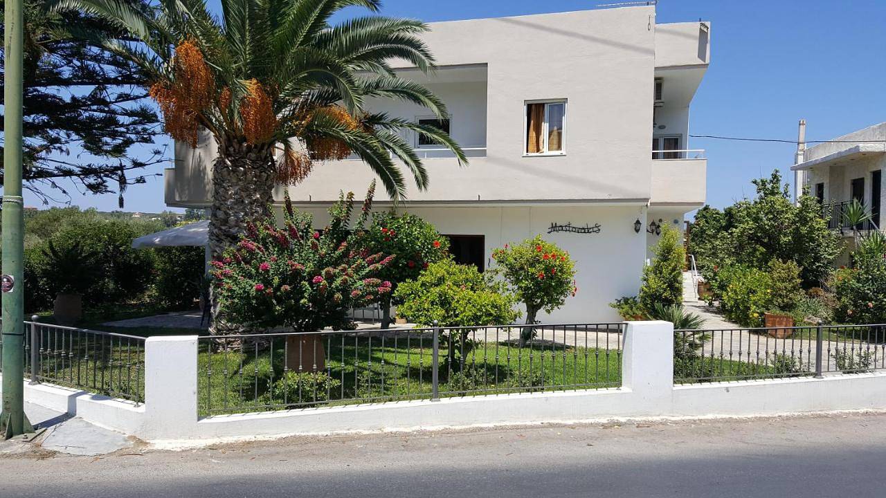 Mastorakis Hotel and Studios in Limenas Chersonisou, Region Heraklion