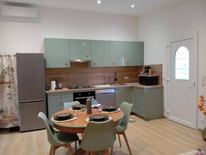 Location de vacances pour 4 personnes, avec vue et balcon à Tourrette-Levens - 4