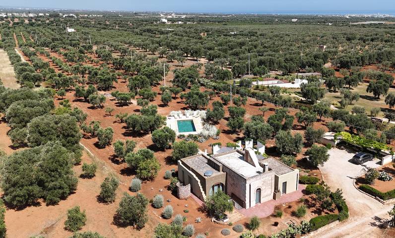Location de vacances pour 8 personnes, avec Jardin à Fasano - 2