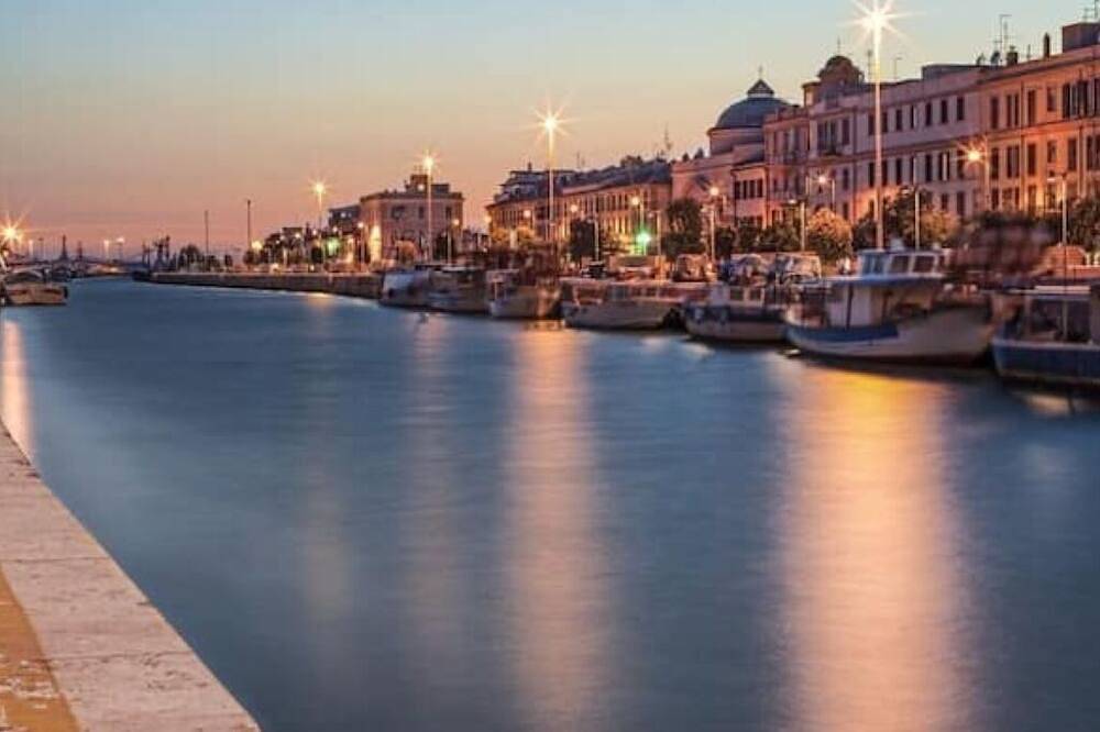 Ganze Wohnung, Sweet Home Fco Airport in Fiumicino, Rom Provinz