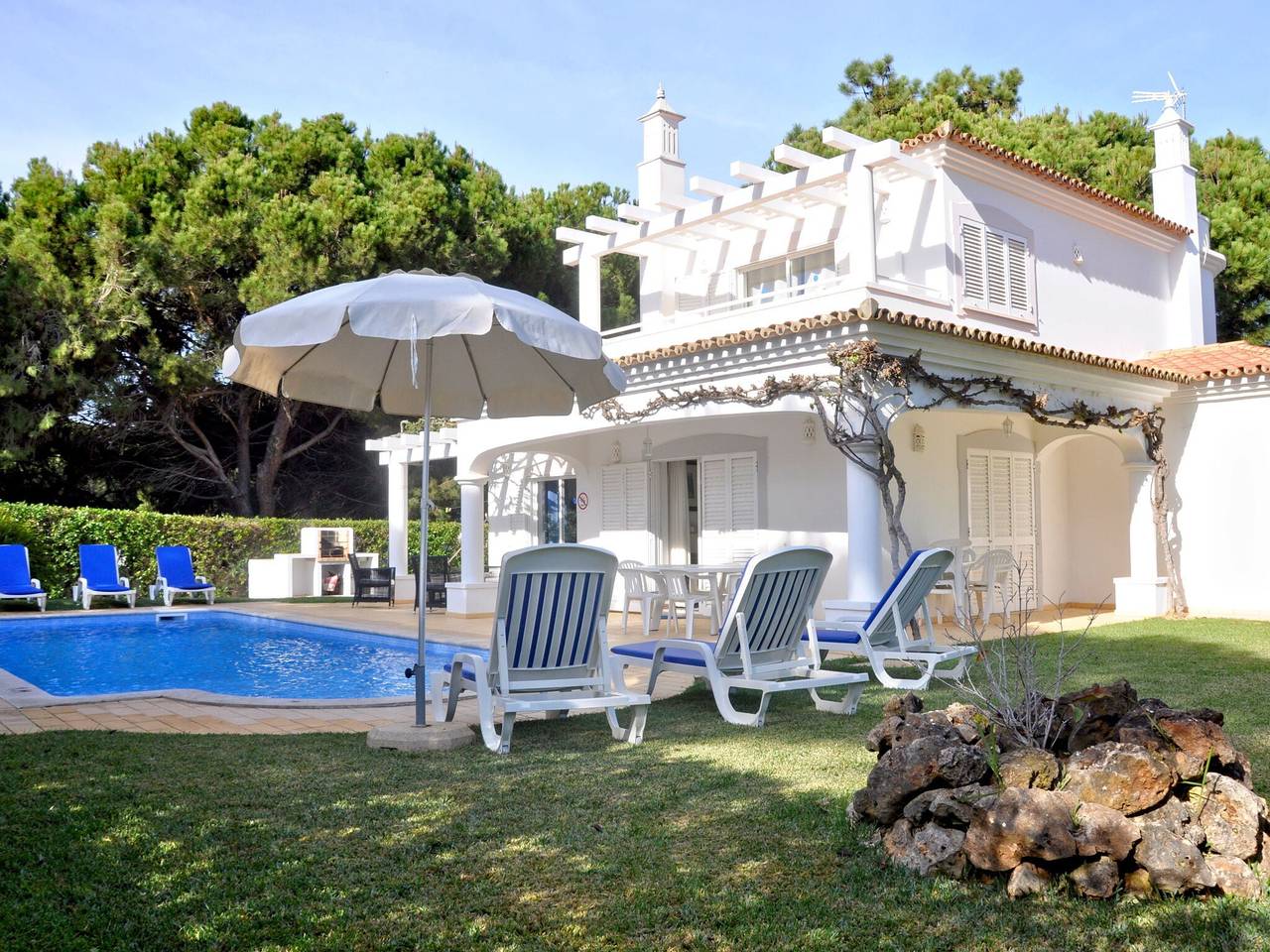 Casa de férias para 4 pessoas com varanda in Quarteira, Distrito de Faro
