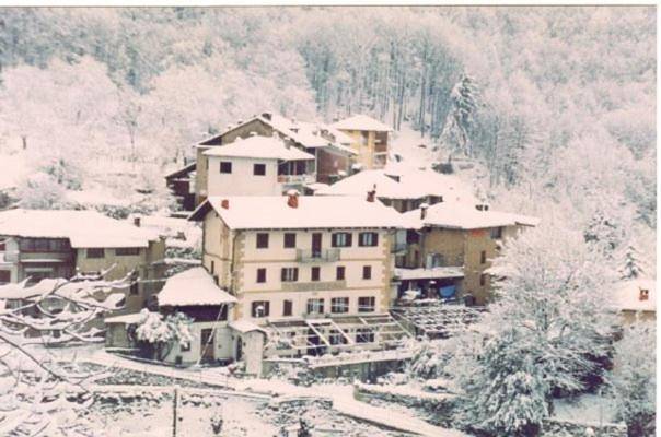 Hôtel pour 3 personnes, avec Terrasse et Vue à Varallo
