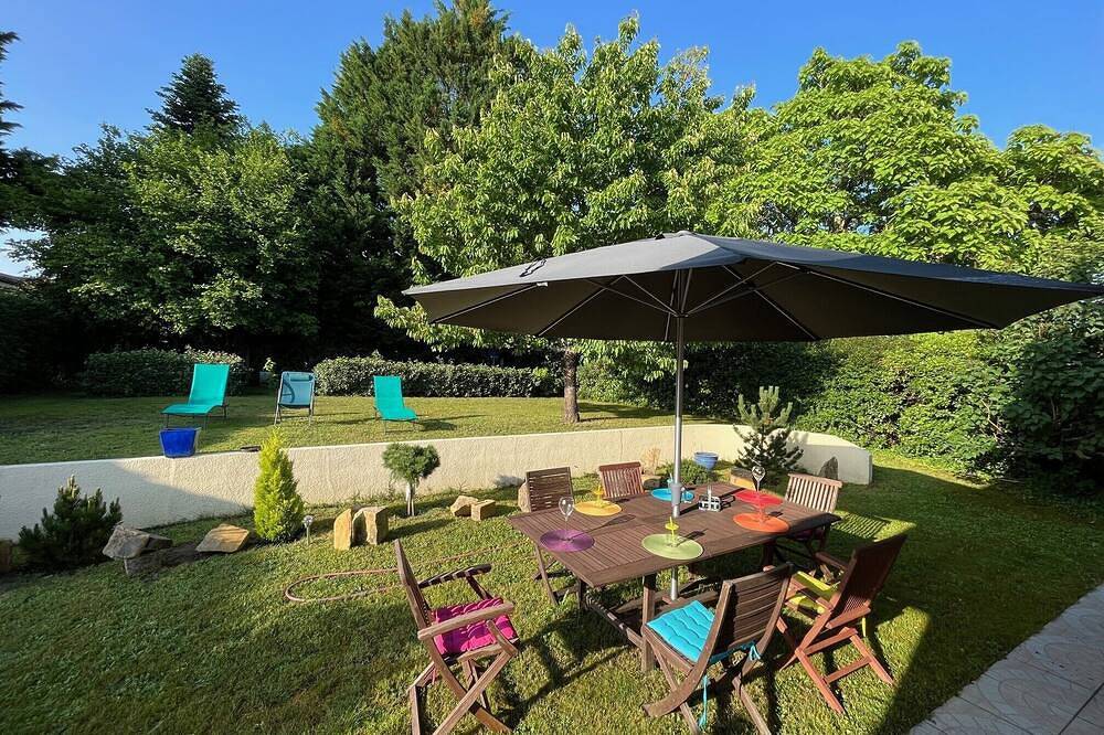 Quiet, natural home close to the Bassin d'Arcachon, lakes and ocean in Salles, Arcachon region