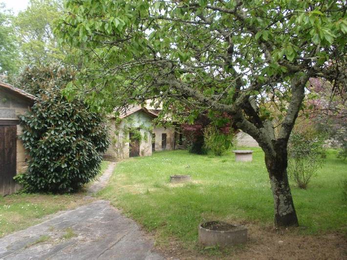 Location de vacances pour 3 personnes, avec jardin à Saint-Médard-de-Guizières - 3