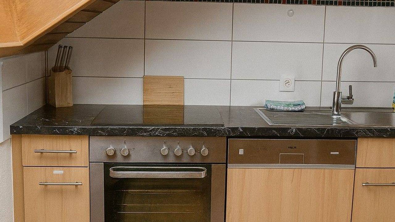 Ganze Ferienwohnung, Ferienwohnung für 1 Person (60 m²) in Friedrichshafen in Friedrichshafen, Region Bodensee-Oberschwaben