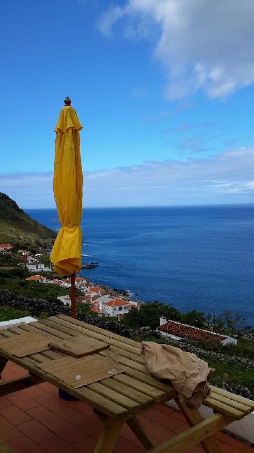 Vakantiehuis 'Casa Da Fajãnzinha' met Uitzicht op Zee, Privé Terras en Wifi, foto 14