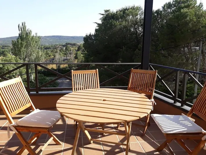 Casa de vacaciones para 5 personas, con jardín además de vistas y terraza - 1