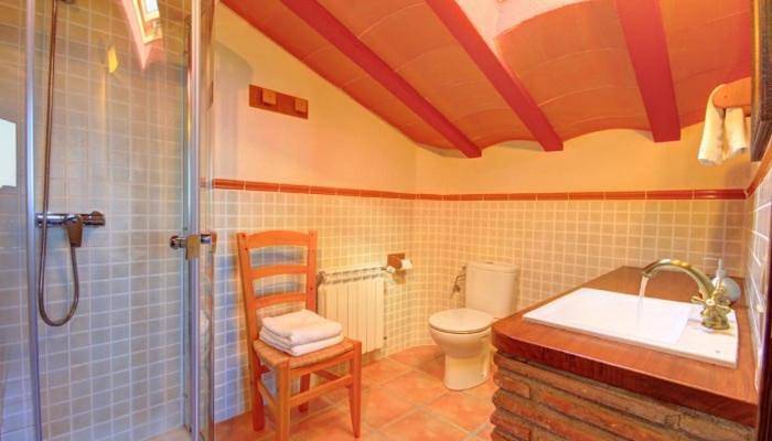 Maison de campagne pour 5 personnes, avec jardin ainsi que terrasse et piscine dans Terra Alta - 4