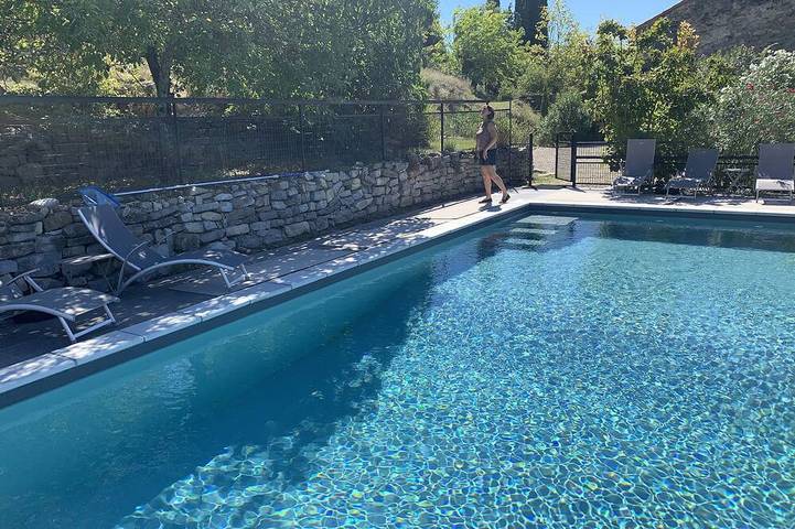 Gîte pour 6 personnes, avec Terrasse et Jardin à Balazuc
