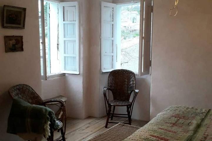 Gîte pour 4 personnes, animaux acceptés à Aullène - 3