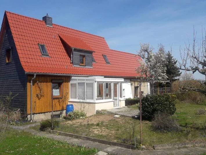 Ferienhaus für 4 Personen, mit Terrasse und Garten
