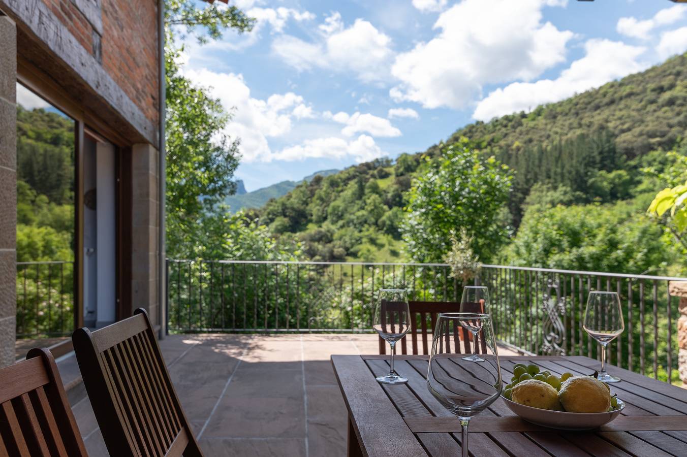 Tranquillity by Fidalsa in Cabezón de Liébana, Cordillera Cantábrica