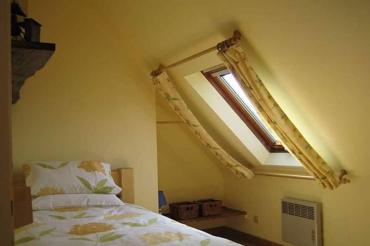 Gîte pour 5 personnes, avec terrasse et jardin dans La Roche-Jaudy - 3