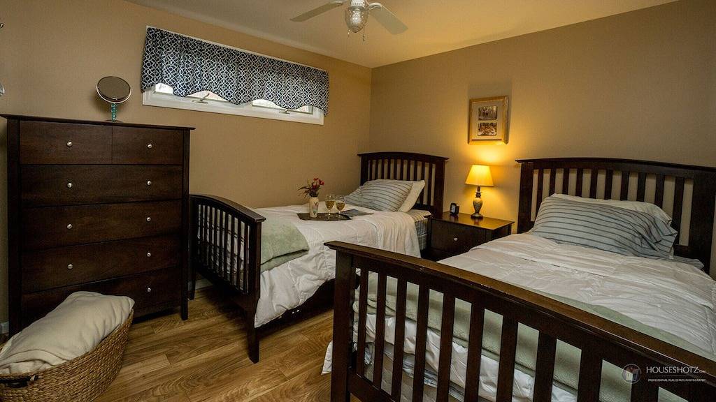 Neue Unterkunft Am See. Bleiben Sie 3 Nächte Und Erhalten Sie Eine Kostenlose Nacht 10 / 15-5 / 15. in Canadice, Ontario County