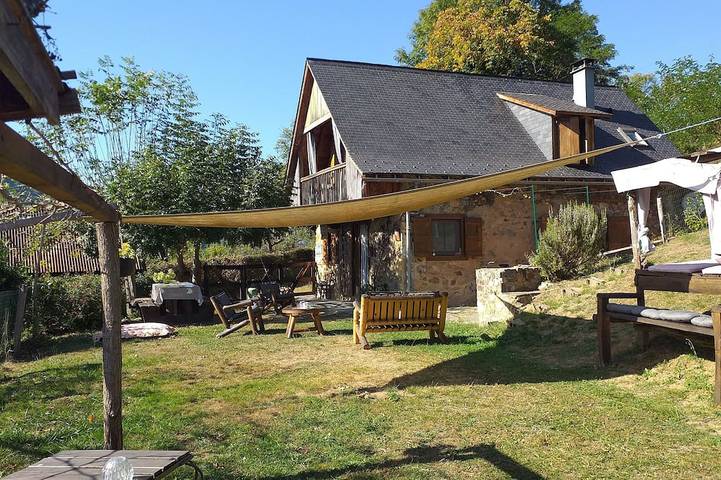 Chalet pour 5 personnes, avec Balcon ainsi que Jacuzzi et Jardin dans Guzet-Neige