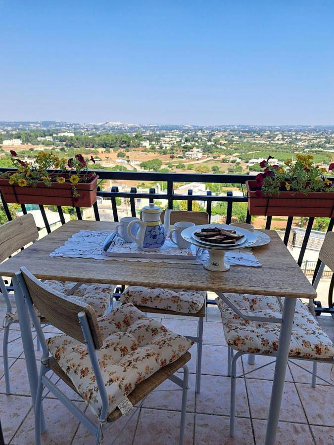 Alojamiento y desayuno para 4 personas, con terraza y vistas - 1