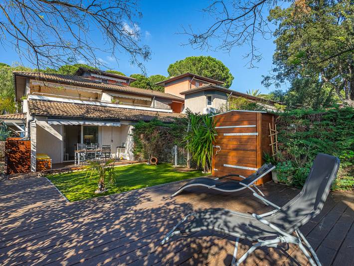 Gîte pour 6 personnes, avec terrasse et jardin dans Cavalière - 2