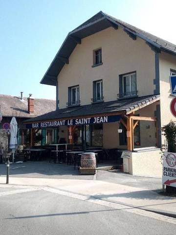 Chambre d’hôte pour 2 personnes, avec vue et terrasse à Saint-Jean-de-la-Porte