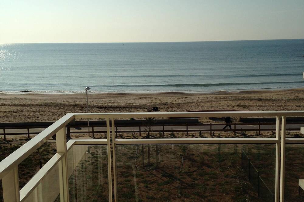 Appartement entier, F1 1Ere Ligne Vue Mer Exceptionnelle in Palavas-les-Flots, Côte d'Améthyste