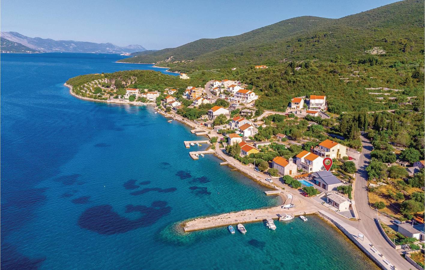 Charmant appartement met 1 slaapkamer, zwembad en terras, op 1 km van het strand in Kneza, Korcula