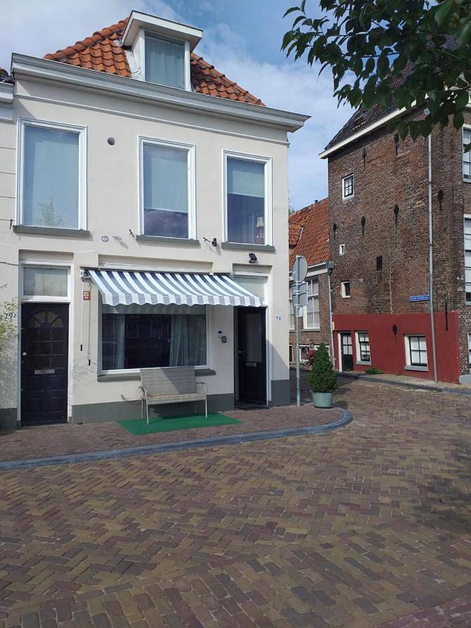 Thorbecke Canal View 45m2 Loft in Zwolle, Regio Zwolle