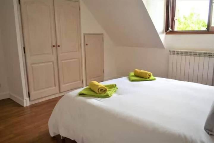 Gîte pour 8 personnes, avec terrasse à Orgeval - 2