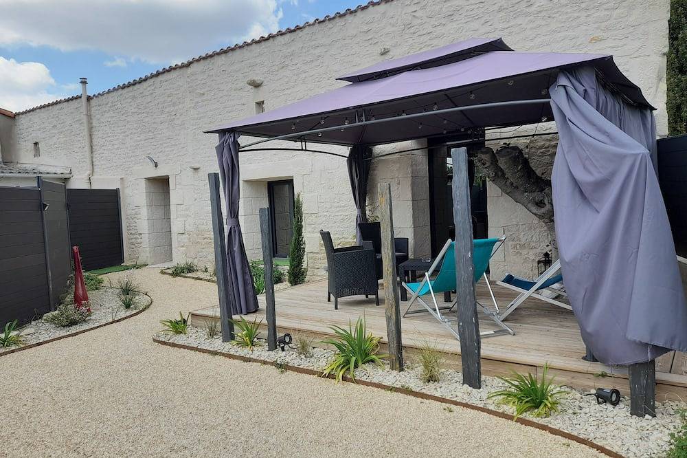 Romantic loft with private Spa 80m2 in Brûlain, Niort region