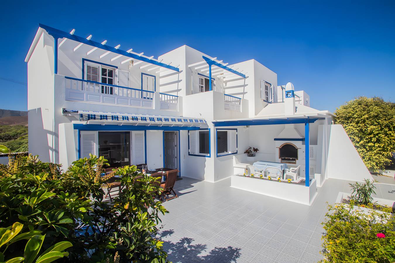 Vacation Home 'Villa Tabaiba' with Wi-Fi in Punta de las Mujeres, Haría