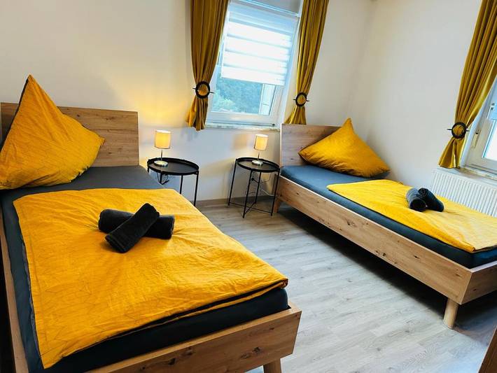 Ferienwohnung für 2 Personen, mit Terrasse und Garten sowie Ausblick in Pegnitz