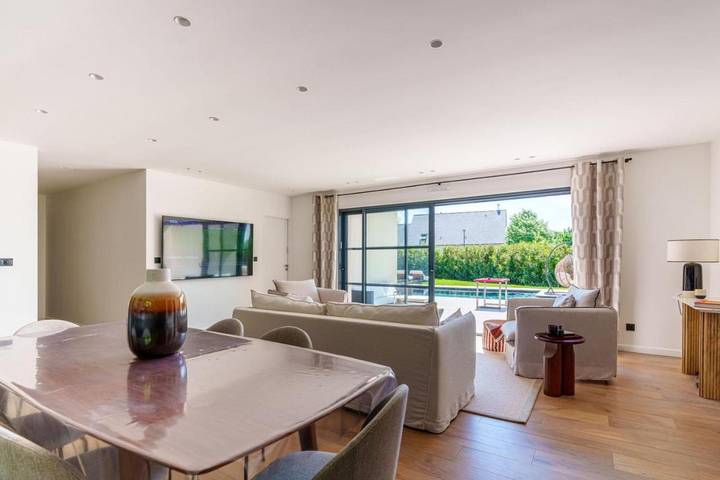 Location de vacances pour 19 personnes, avec piscine et terrasse à Canapville - 4