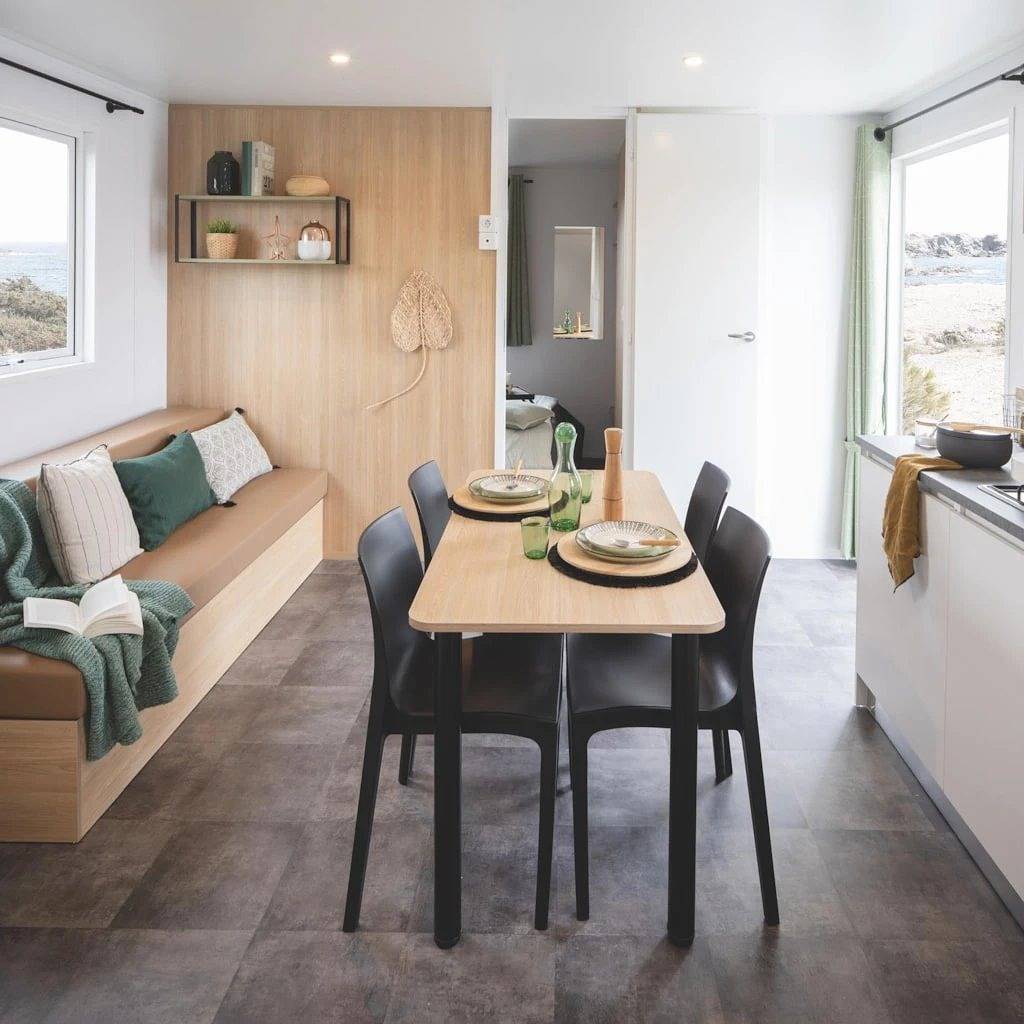 Zecamping 4* animé pataugeoire locatif Tv 45m2 6 pers in Carennac, Lot