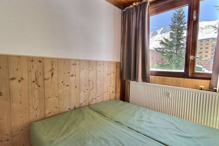 Entire apartment, 3-room apartment for 8 people at the foot of the slopes in La Plagne in Plagne Centre, La Plagne-Tarentaise