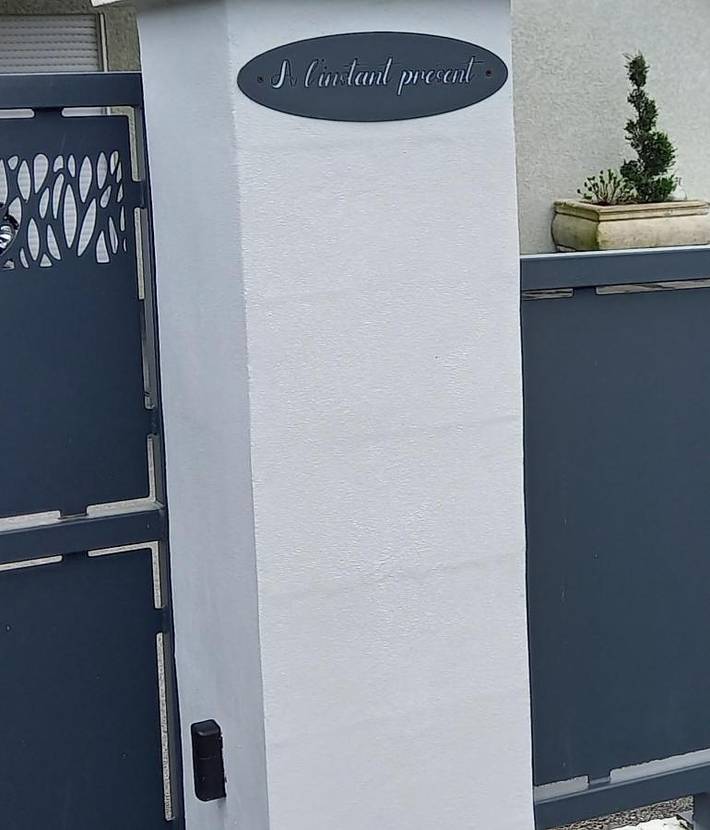 Gîte pour 2 personnes, avec terrasse et vue à Brison-Saint-Innocent - 2