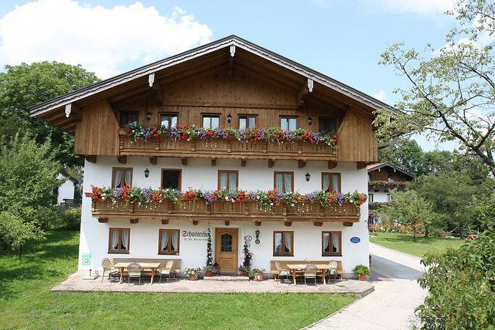 Bauernhof für 4 Personen, mit Balkon und Terrasse sowie Garten in Bernau am Chiemsee