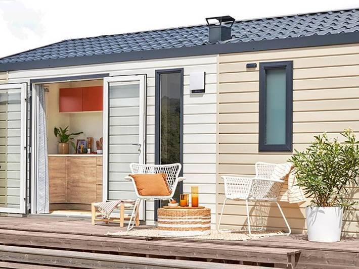 Flower Camping Omaha Beach - Mobilheim 6 personen - Premium-Mobilheim 33 m² (2 Schlafzimmer) + Terrasse für 4–6 Personen in Omaha Beach, Vierville-sur-Mer