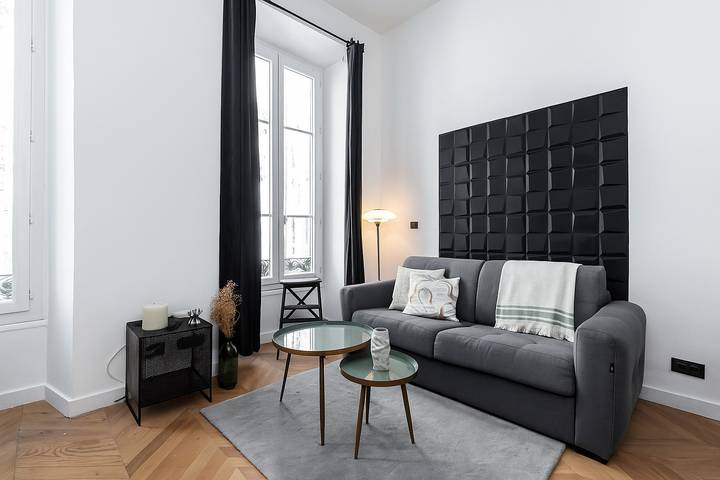 Studio entier, 7 Foch Lot 102 in Nice, Côte méditerranéenne (France)
