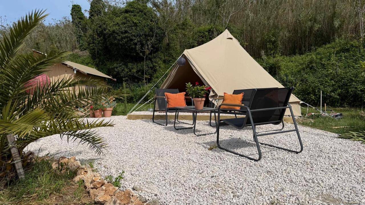Glamping La Yurta nel Verde luxe Belltent in Torino di Sangro, Chieti Provinz