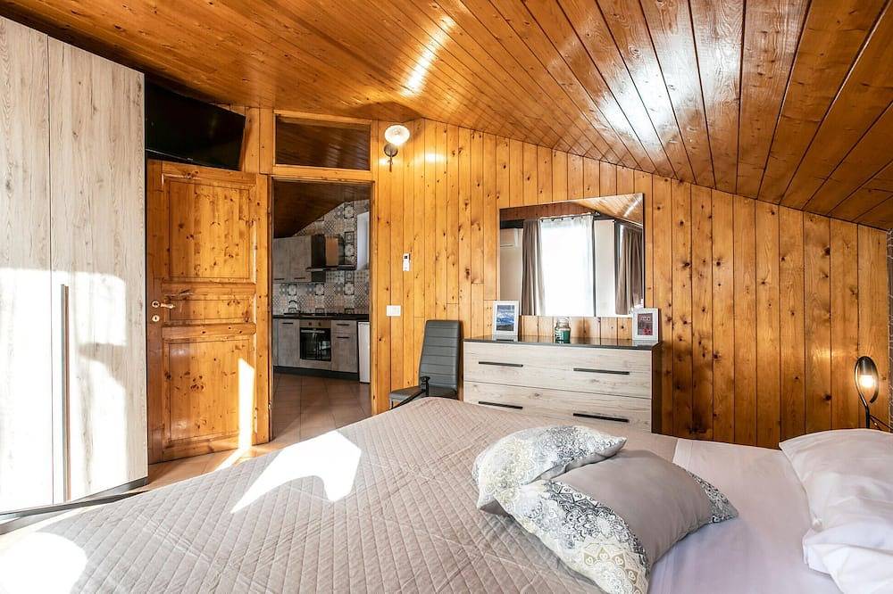 Geheel appartement, Geweldig appartement in Santa Venerina in Santa Venerina, Etna